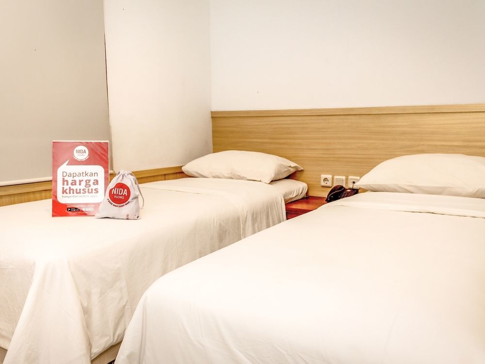 Collection O 295 Grha Ciumbuleuit Guest House Bandung Buitenkant foto